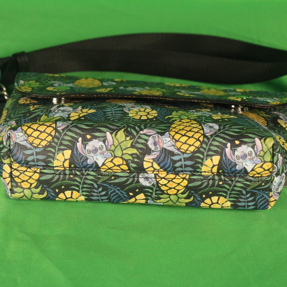 Loungefly Stitch Pineapples Fanny Pack – OG Heart Logo – NWT - Picture 13 of 13